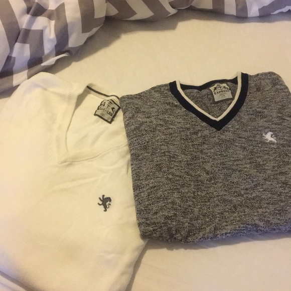 Express sweaters - Picture 2 of 7